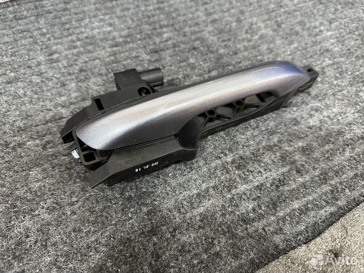 Ручка передней правой двери Kia Rio 4/X-Line