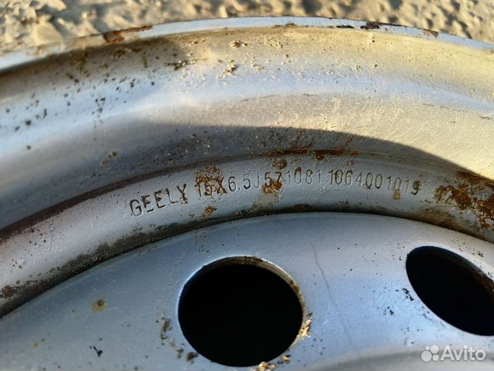 Штампованные диски r15