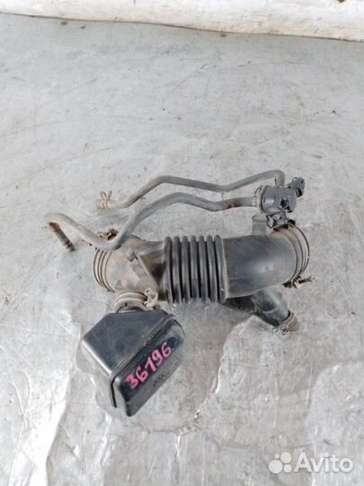 Патрубок воздушного фильтра Toyota Camry 2AR FE