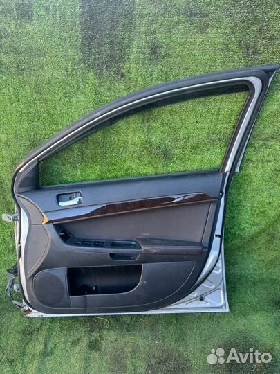 Дверь передняя правая Mitsubishi Lancer 10 X