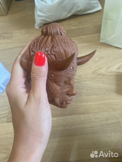 Вешалка для одежды настенная