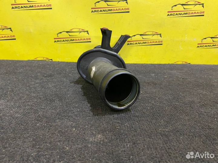 Демпфер резонатор Mercedes 204 W204 M271.952 2008