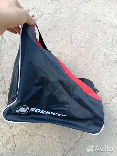 Коньки хоккейные 42 размер