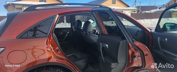 Infiniti FX35 3.5 AT, 2007, 200 000 км