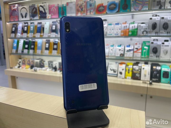 Samsung Galaxy A10, 2/32 ГБ