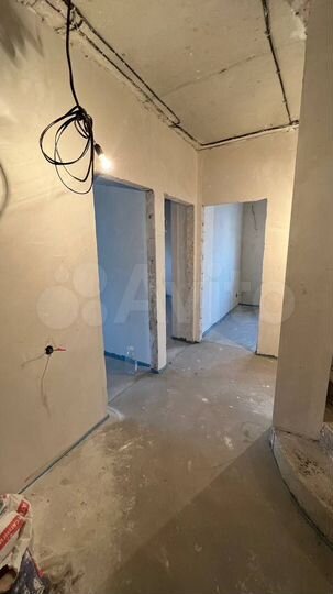 5-к. квартира, 200 м², 1/4 эт.