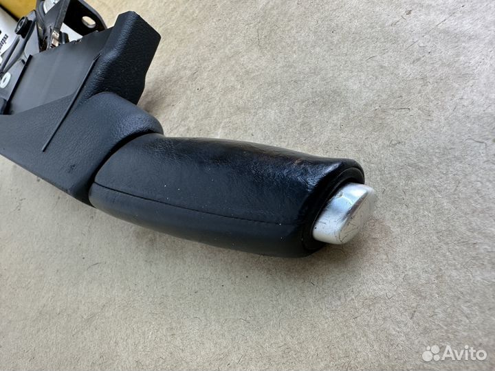 Рычаг стояночного тормоза Audi A4 B7