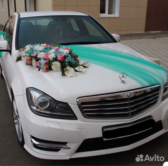 Свадебные украшения на машину