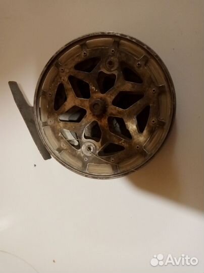 Катушка рыболовная СССР