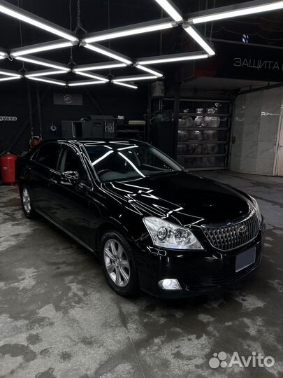 Toyota Crown Majesta 4.6 AT, 2012, 140 000 км