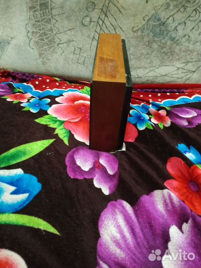 Часы настольные ссср,маяк,на батарейках