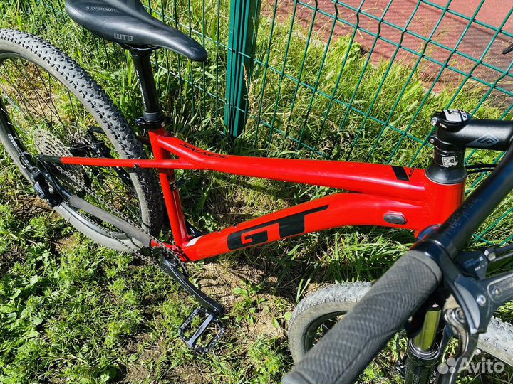 Велосипед GT avalanche elite 27.5 (размер S) 2021г