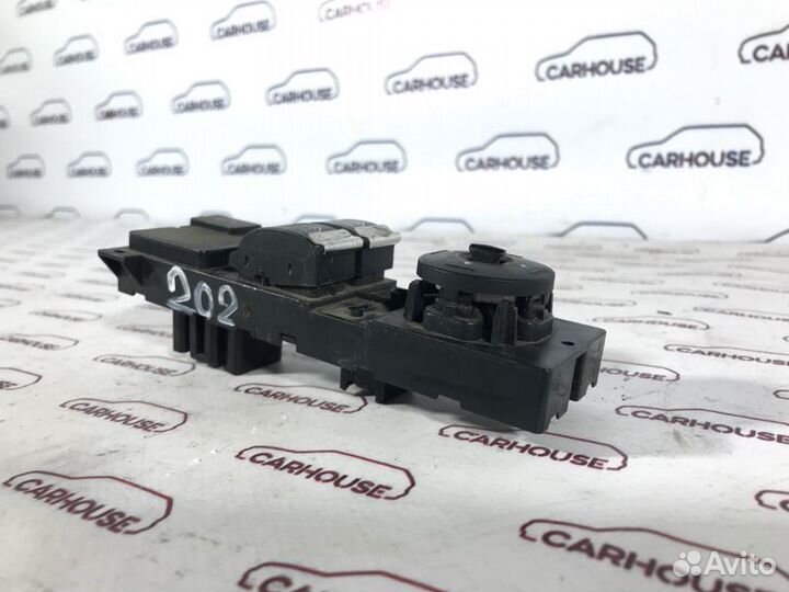 Кнопки стеклоподъемников Ford Focus 2 купе 1.6