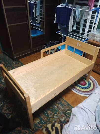 Детская кроватка 1,28х0,64м