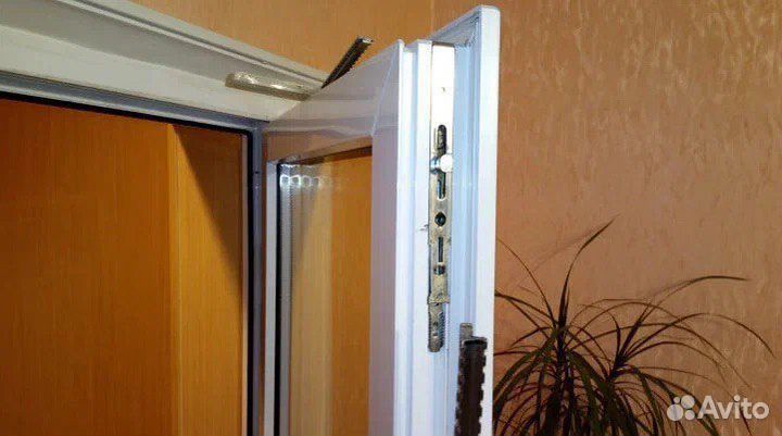 Регулировка пластиковых окон, ремонт окон