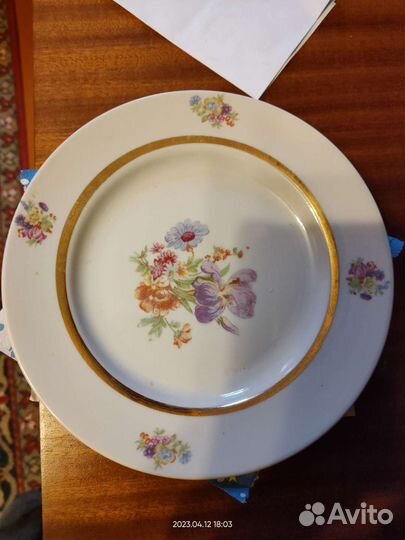 Тарелки и селедочницы