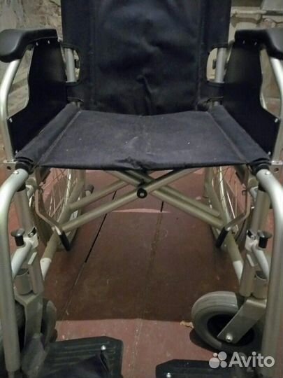 Инвалидная коляска