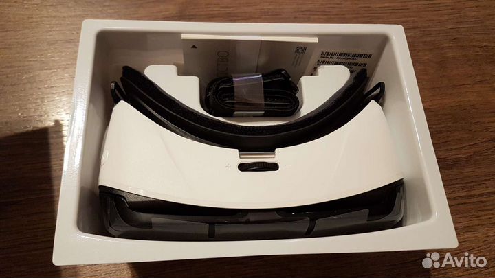 Очки виртуальной реальности Samsung Gear VR