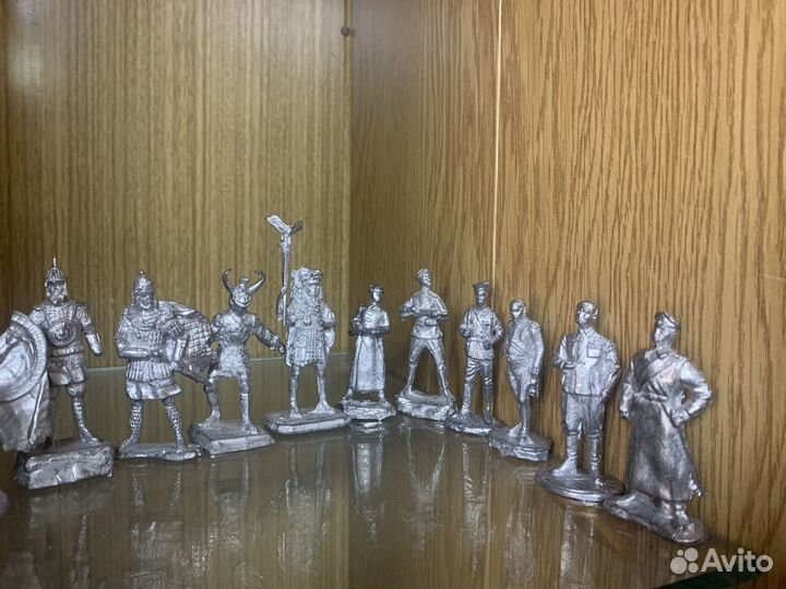 Солдатики оловянные