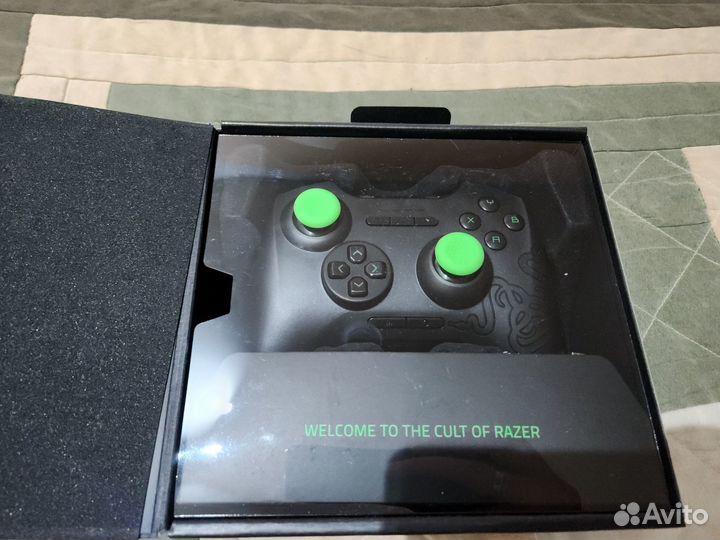 Джойстик razer