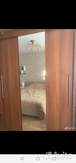 Шкаф купе с зеркалом