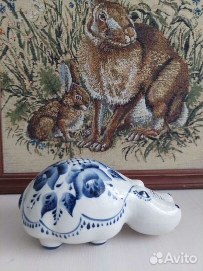Старая гжель, собачки и белочка, фигурки статуэтки