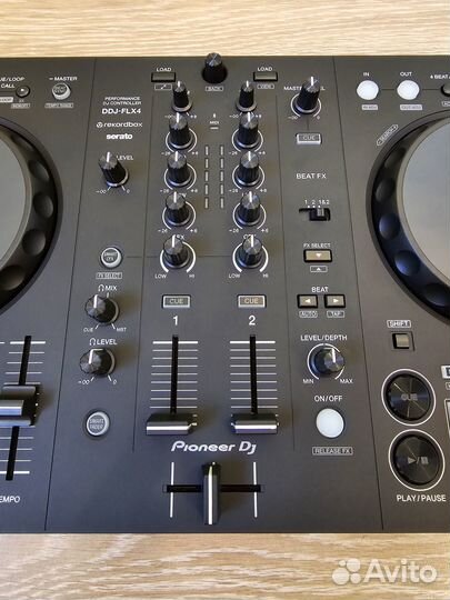 DJ-контроллер Pioneer DDJ-FLX4