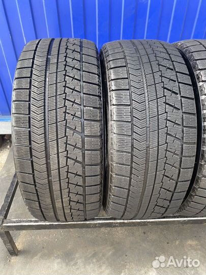 Bridgestone Blizzak VRX 225/50 R17