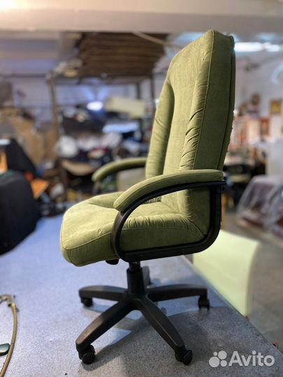 Компьютерное кресло