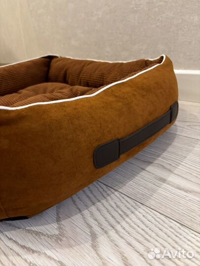 Лежанка для собак и кошек