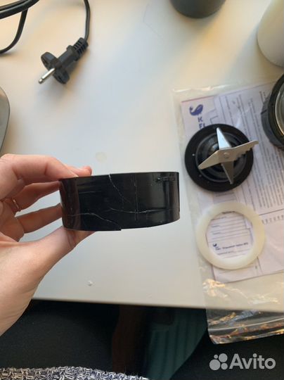 Неисправный блендер Kitfort