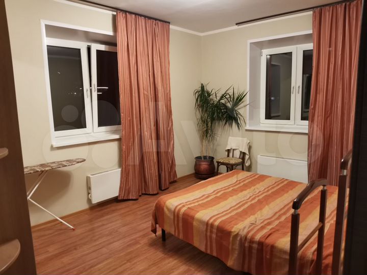 2-к. квартира, 64 м², 4/5 эт.