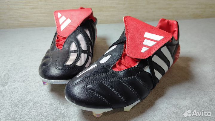 Футбольные бутсы adidas predator classic