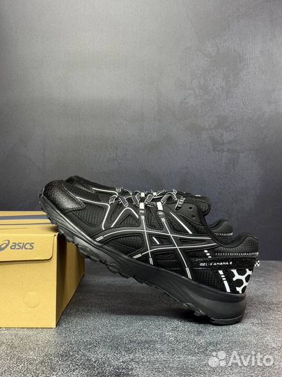 Кроссовки оптом