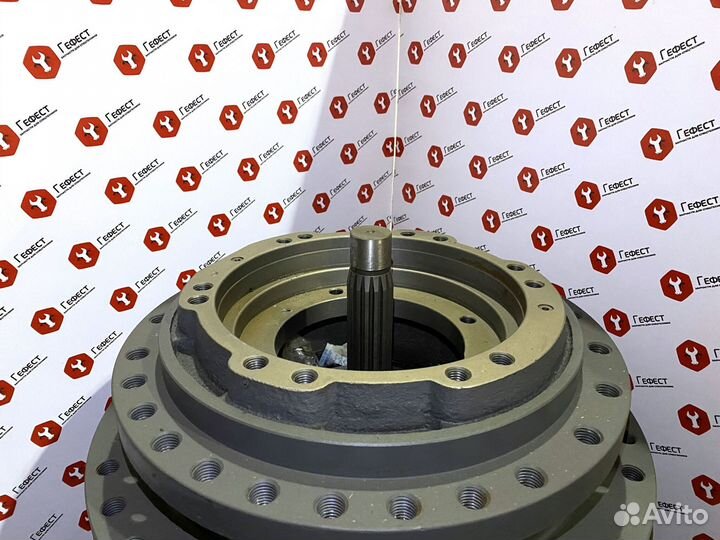 Редуктор хода Hyundai R380LC-9 xkay-01704