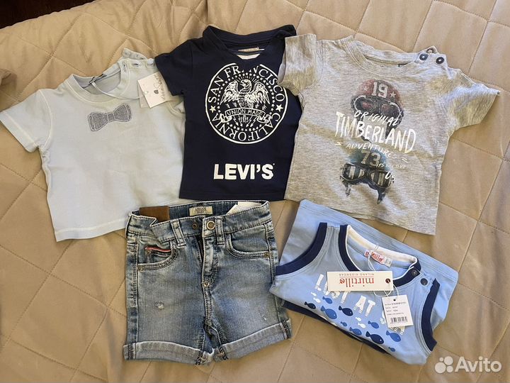 Пакетом Шорты Armani футболки Levis Timberland