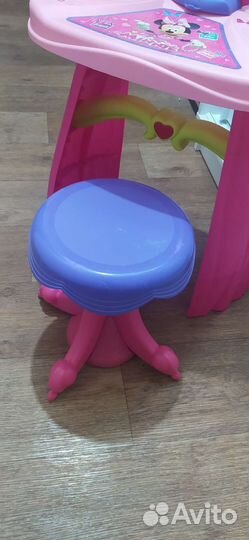 Косметический столик детский