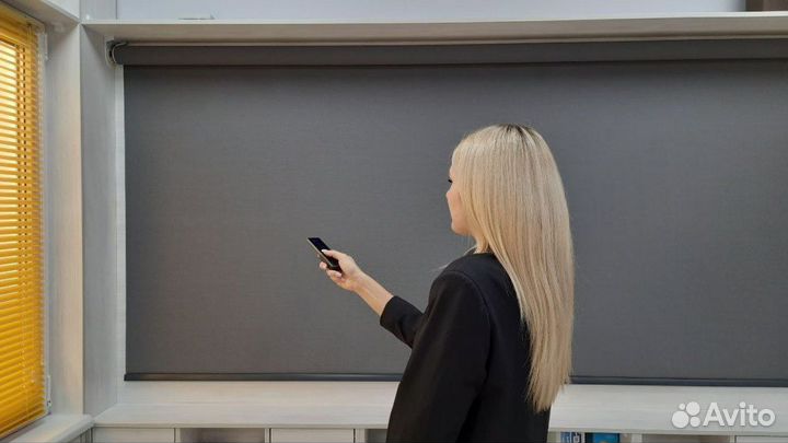 Рулонные шторы на электроприводе