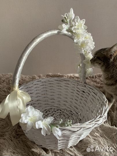 Корзина плетеная