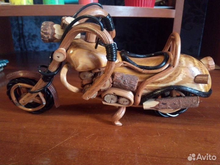 Сувенирный Мотоцикл деревянный hand made