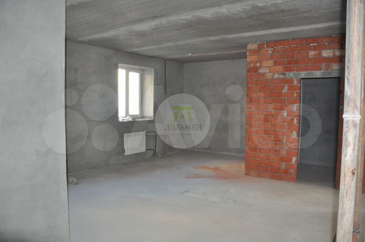 Продаётся торговая площадь 315 м2 на ул. Натальи Л