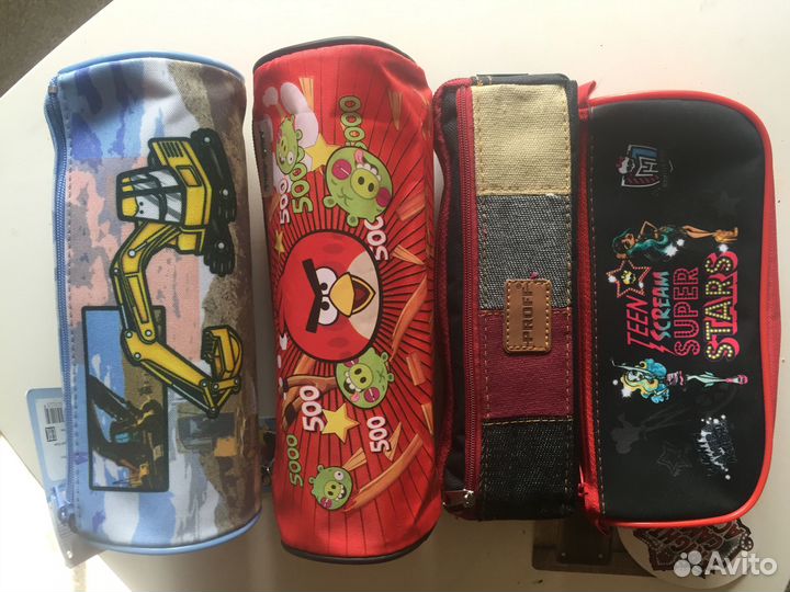 Пеналы школьные новые