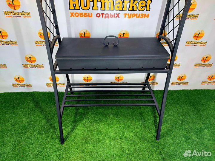 Мангал с крышей