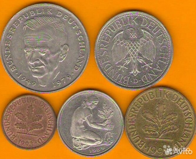 Монеты в наборах