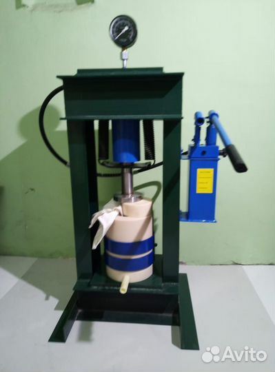 Маслопресс холодного отжима новый