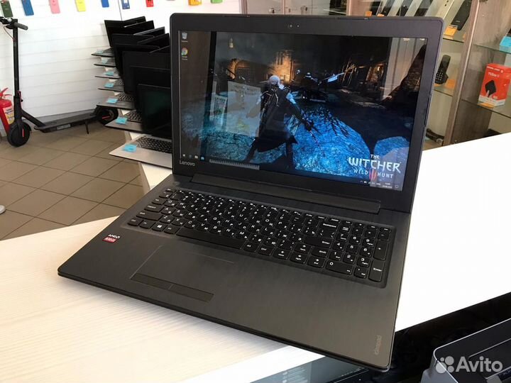 Игровой ноутбук Lenovo 4ядра 8Gb 1TB FullHD