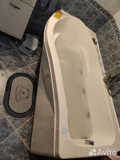 Ванна джакузи бу