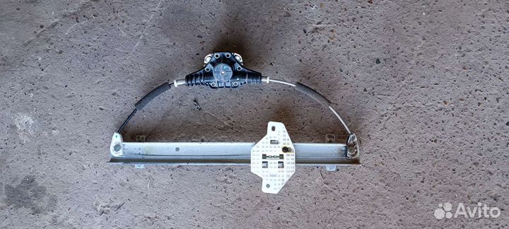 Механический стеклоподъемник kia rio 3