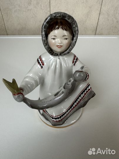 Фарфоровые статуэтки