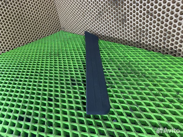 Накладка на порог задняя левая Lifan X60